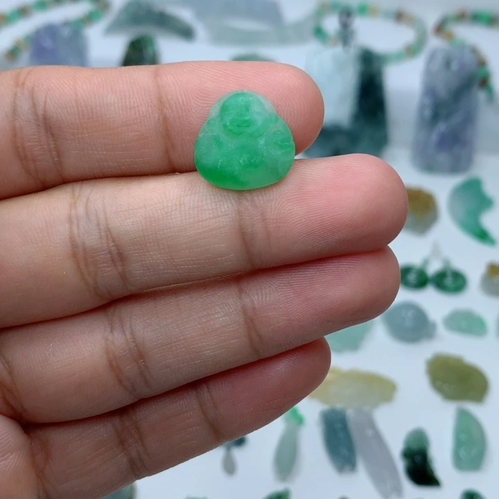 定制翡翠未镶嵌佛公