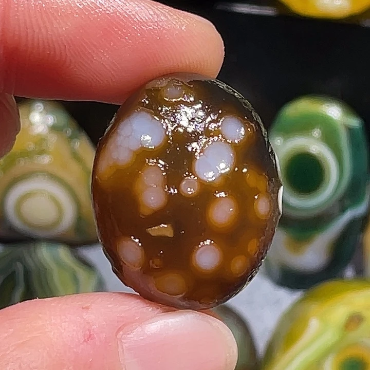玛瑙/玉髓未镶嵌珠宝奇石