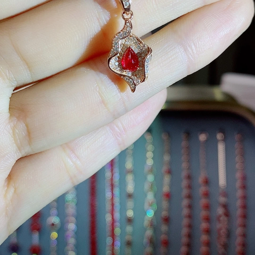 红宝石吊坠银S925镶嵌