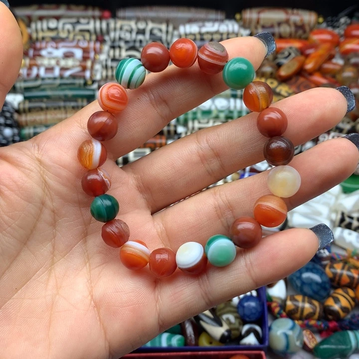 玛瑙/玉髓未镶嵌吊坠(赠链)