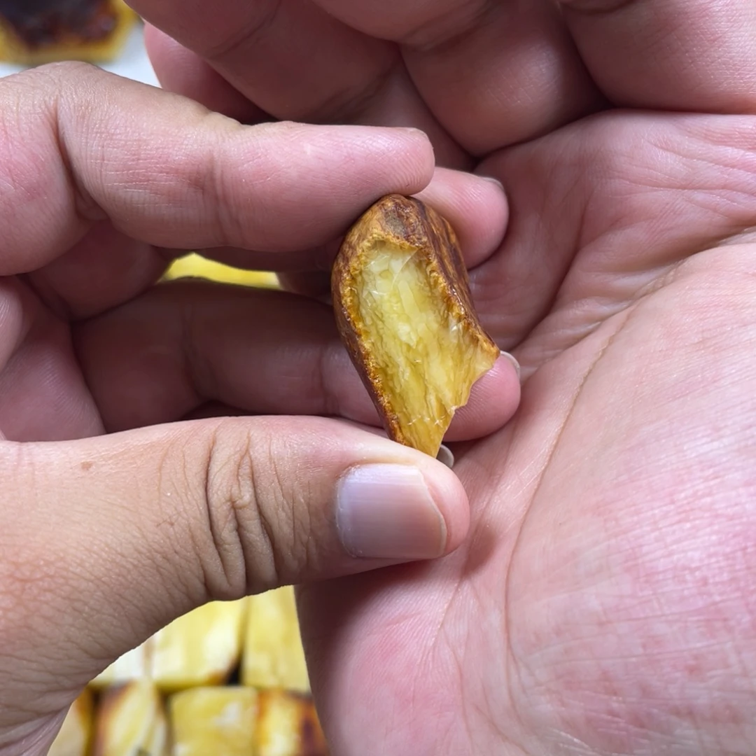 血***淋未镶嵌定制蜜蜡原石
