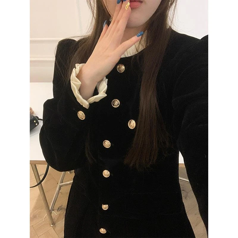 法式小香赫本风黑色丝绒连衣裙子女早秋2025新款高级气质短裙秋冬