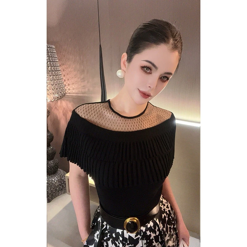 洒金网纱荷叶边冰麻曲珠针织打底上衣SY30367
