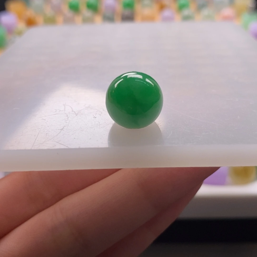 翡翠未镶嵌颈饰飘绿花圆珠卡12.5+