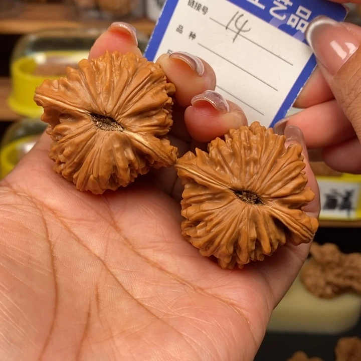 文玩核桃吊坠42四座楼