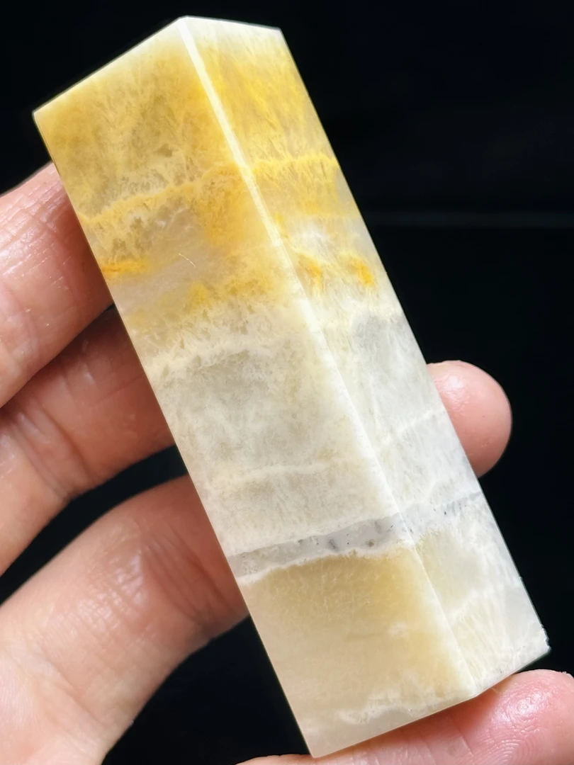 寿山石高山鲎箕黄白巧色萝卜丝印章篆刻收藏