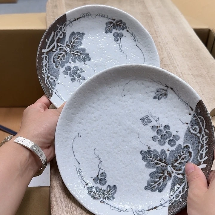 瓷片哈哈哈哈哈哈哈哈哈哈哈哈