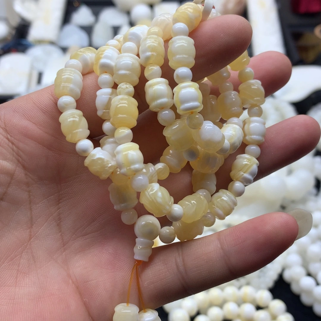 贝壳非金属蜜蜡色多圈全品