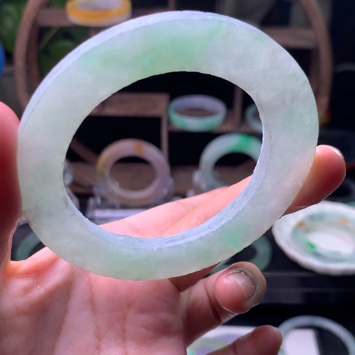 未镶嵌翡翠定制翡翠