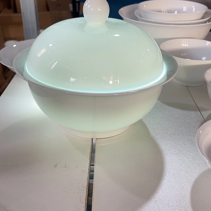 瓷片青色云青9英寸带盖品锅一个，包邮