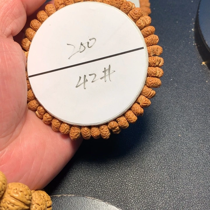 桃核吊坠42号健健康康了