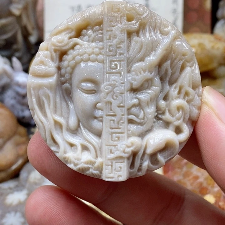 硅化珊瑚（珊瑚玉）颈饰未镶嵌