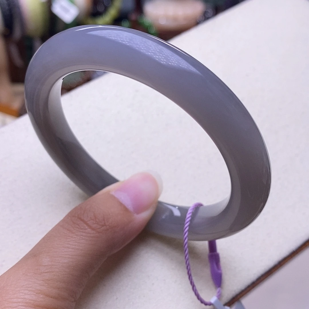 和田玉未镶嵌颈饰清货价老坑料冰烟紫手镯56