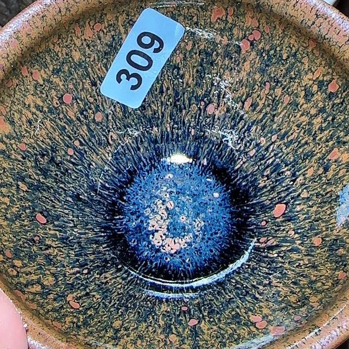 茶盏你的心在滴血呢啊哈哈
