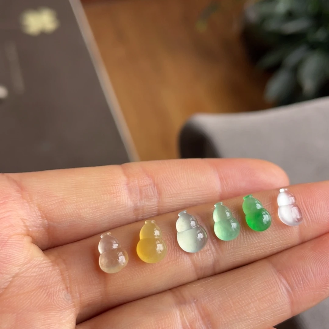 裸石翡翠冰葫芦彩色