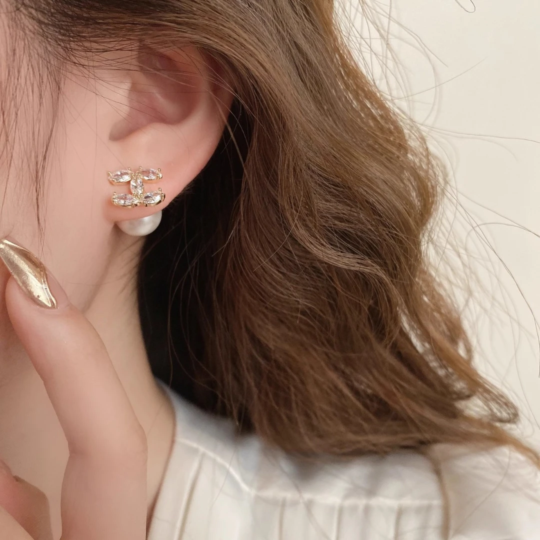 合金锆石耳饰 小香风法式轻奢温柔锆石耳钉简约时尚精致秋冬耳饰