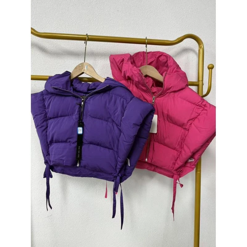 唯琳剪标  C12-14-7252款  拉链厚款连帽马甲