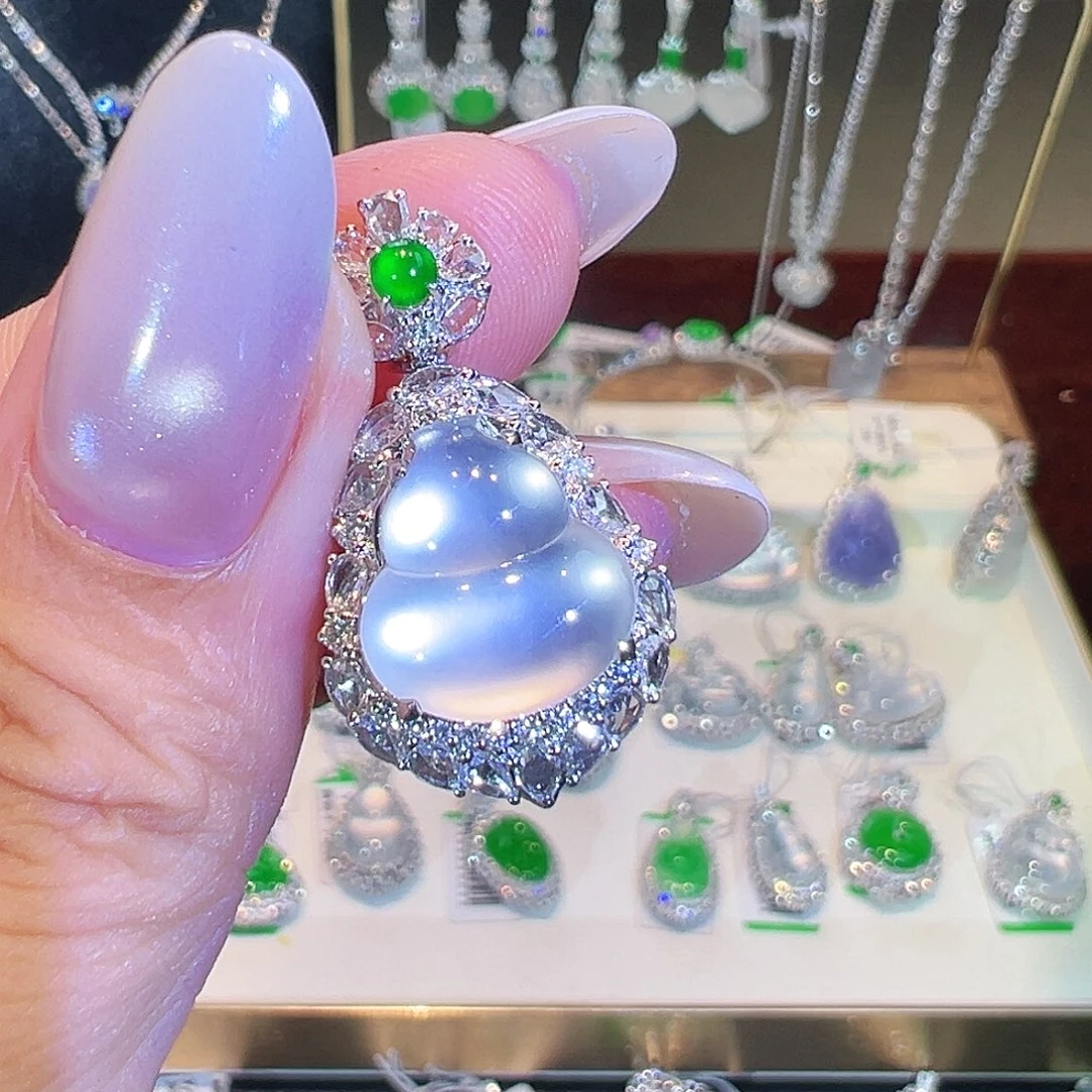 吊坠(不含链)18K金镶嵌翡翠翡翠