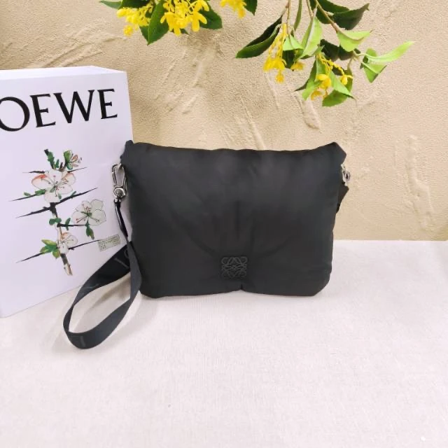 95新 LOEWE/罗意威 /KIKI/单肩包/16697560