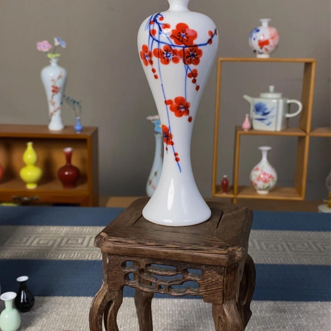 摆件景德镇瓷器精品陈列