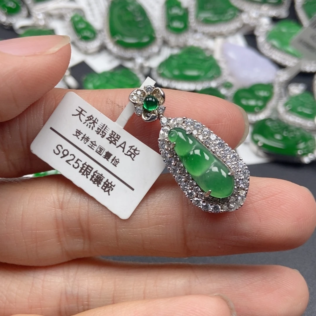 翡翠银S925镶嵌颈饰