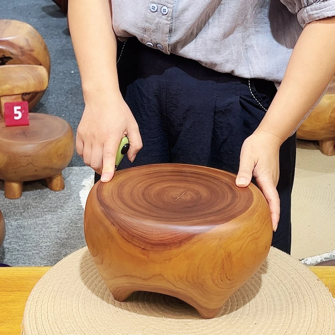 8 号香樟木尺寸：27-22-16cm