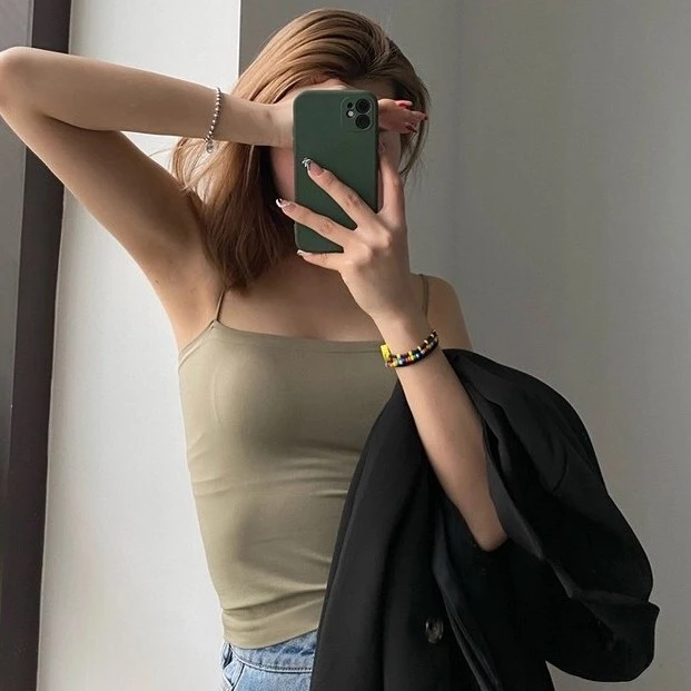 【弹性很大】无痕冰丝美背大码吊带背心外穿上衣带胸垫打底抹胸裹胸