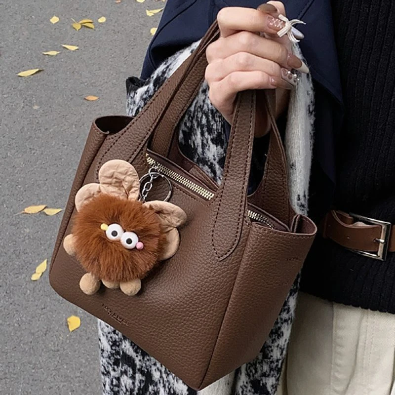 新百伦【秋冬促销】韩国ins潮流时尚水桶包女2025秋季简约百搭单肩