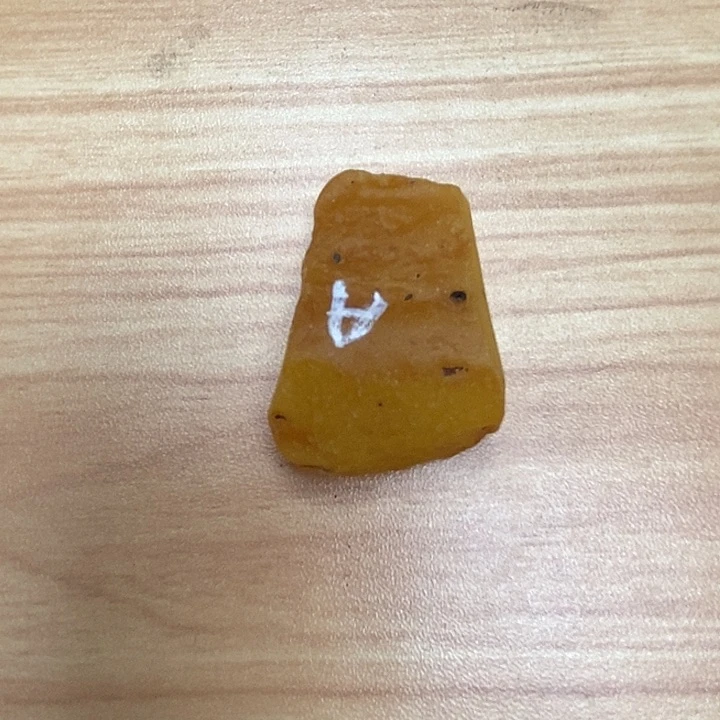 未镶嵌定制琥珀?****雕刻宝宝佛
