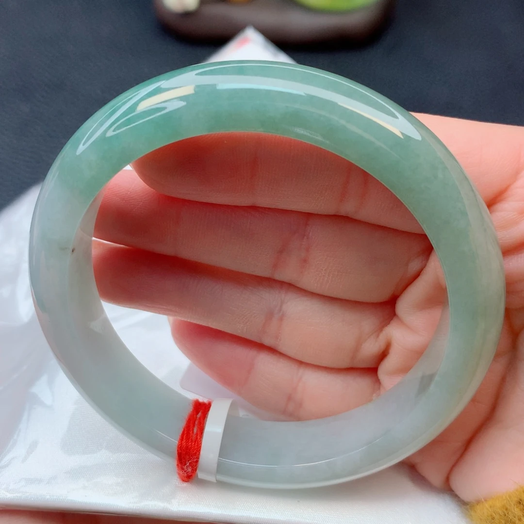 翡翠未镶嵌手镯59-60细糯冰半山水