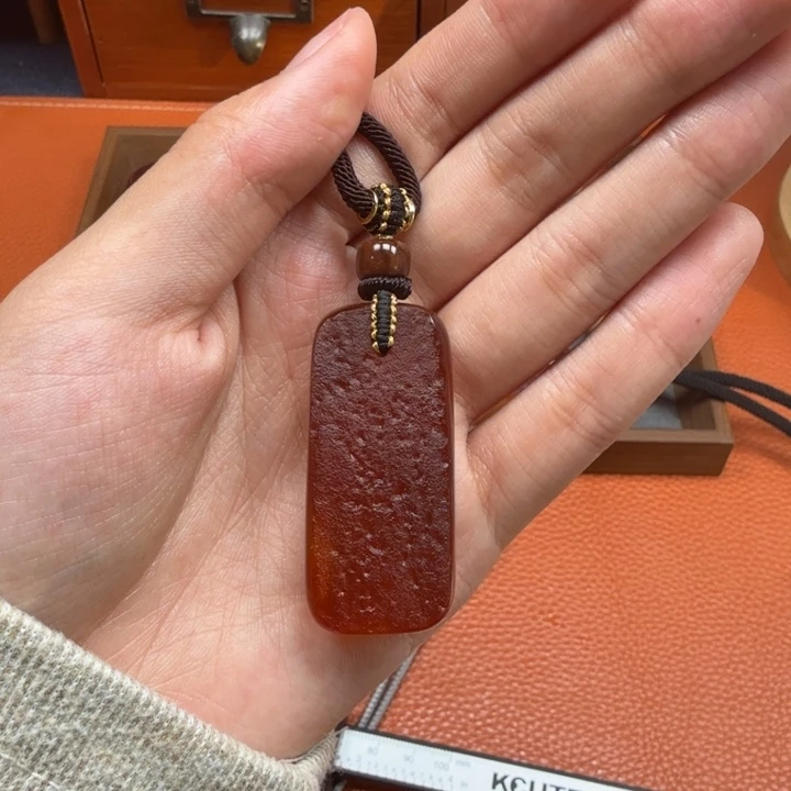 蜜蜡未镶嵌吊坠(赠链)