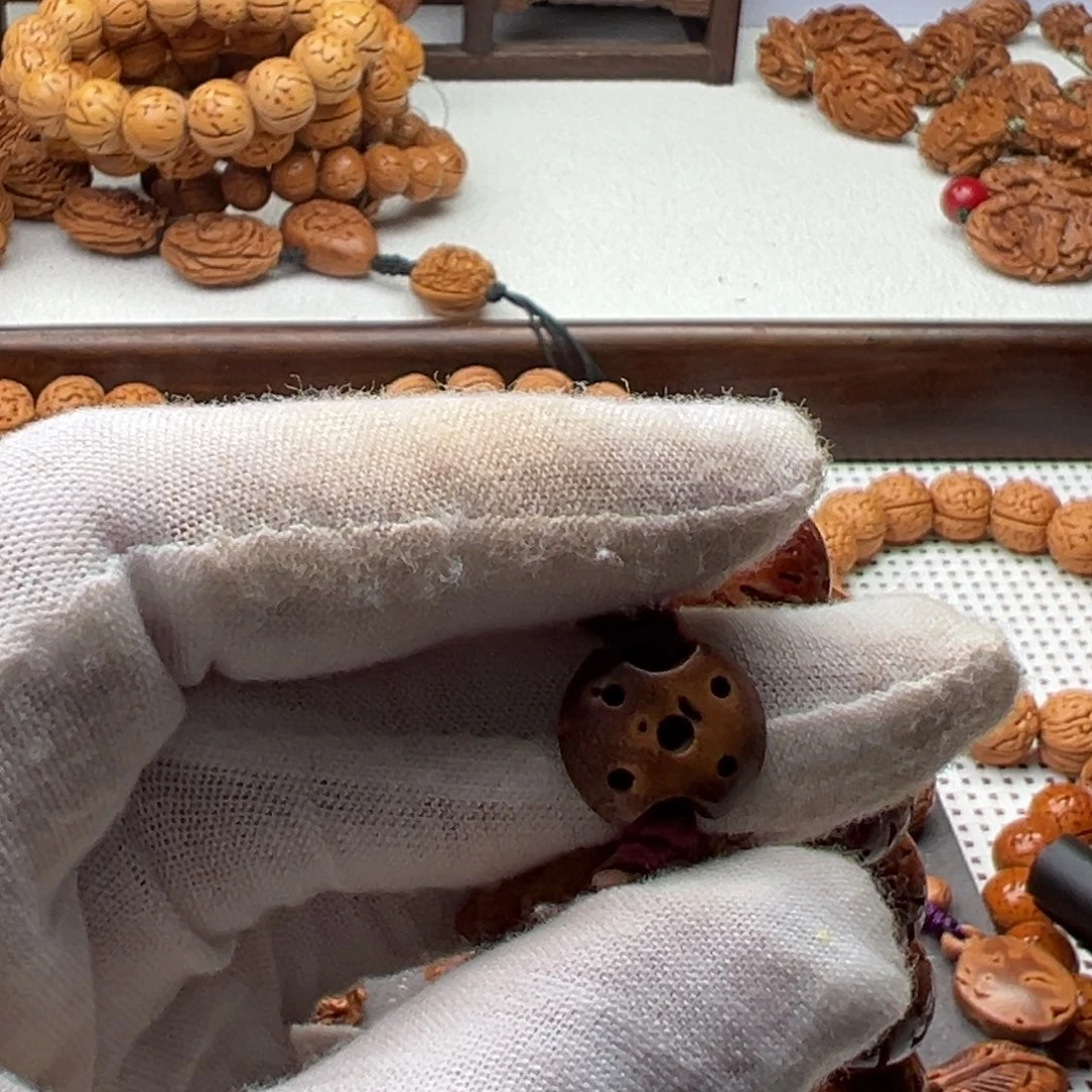 琦****桃木桃核纯手工制作工艺品