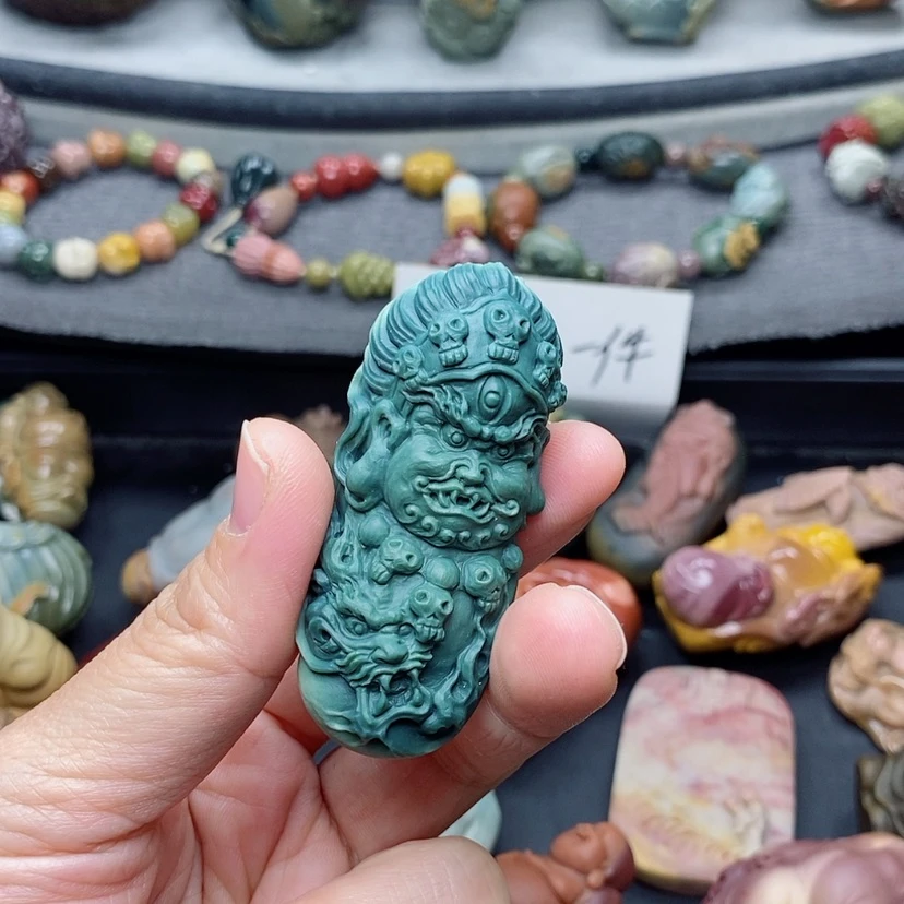 【闪购商品】定制石英质玉吊坠未镶嵌