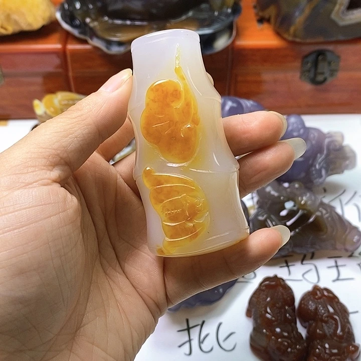 玛瑙/玉髓手把未镶嵌拾*者