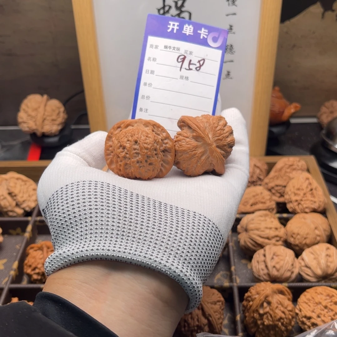 斯***孙把件文玩核桃958血麒麟