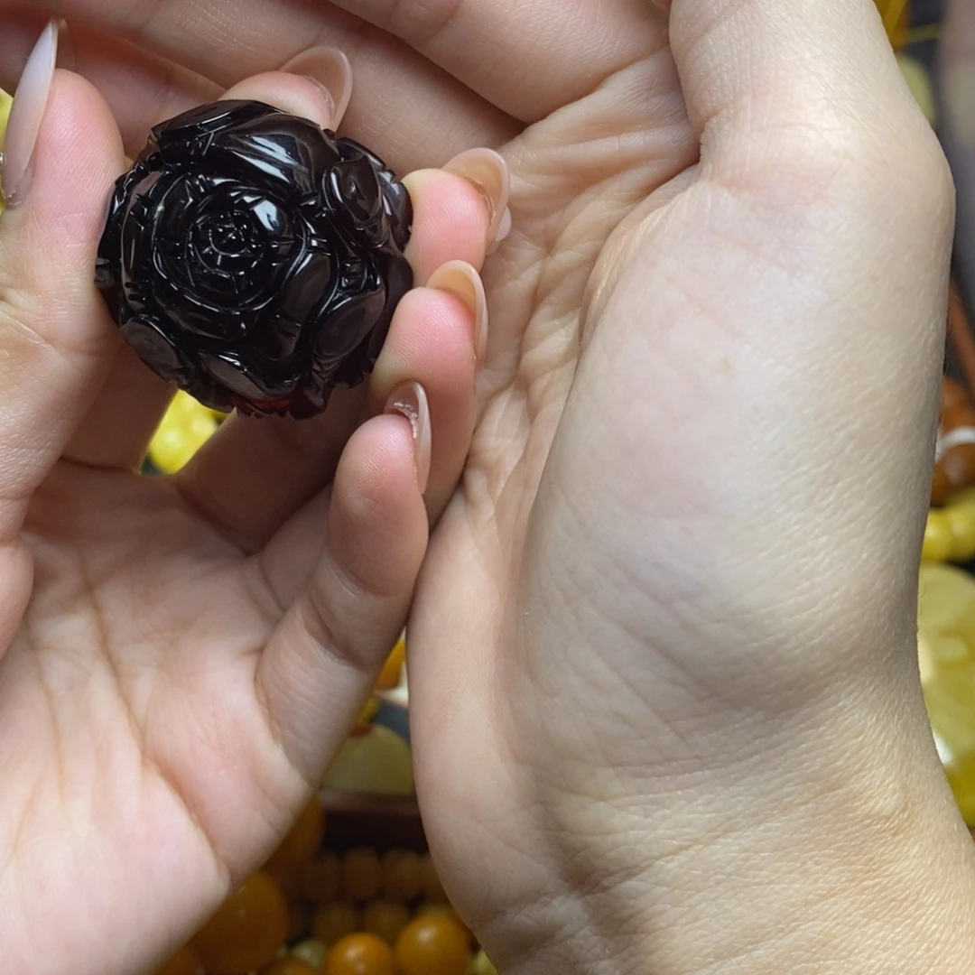 琥珀未镶嵌珠宝奇石蜜蜡