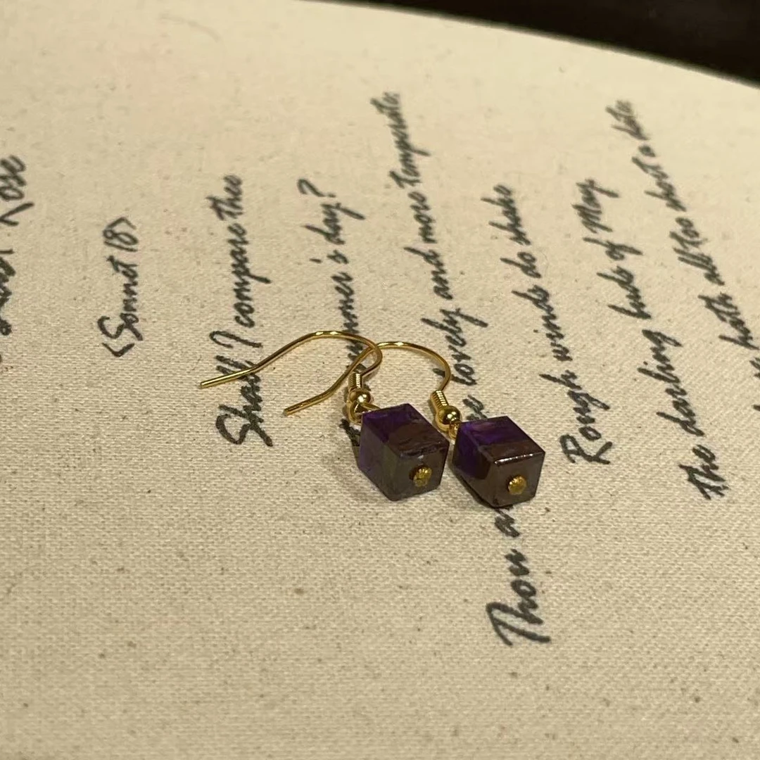 南非舒俱来夹层丝绒四棱珠耳钩S925（紫萃）AZB10595