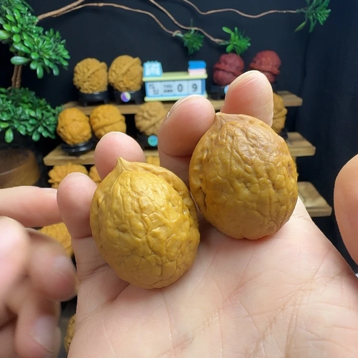 把件文玩核桃10号粗筋屁桃34尺小歪