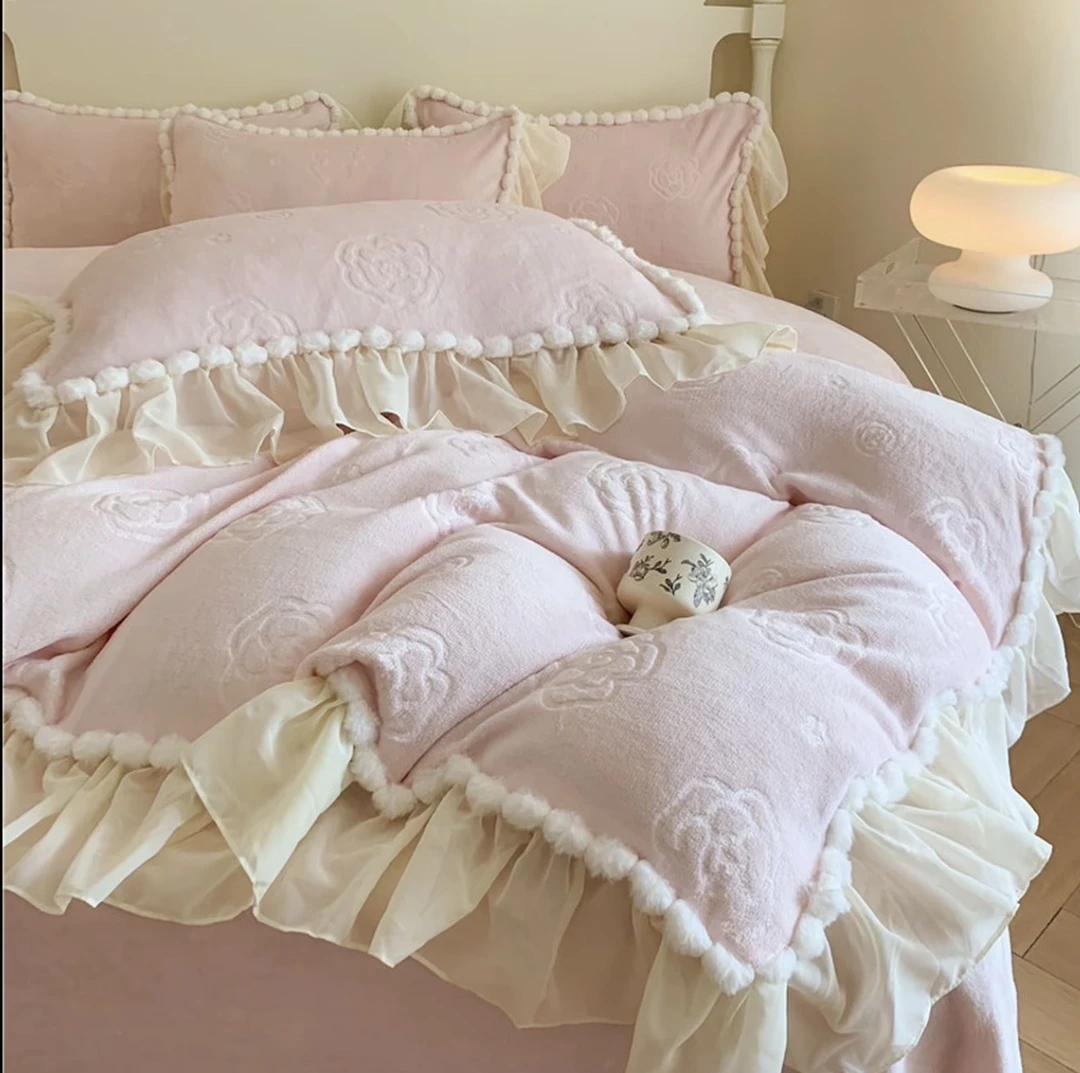 牛奶绒立体雕花绒四件套韩版公主风四件套加绒被套床上用品被罩
