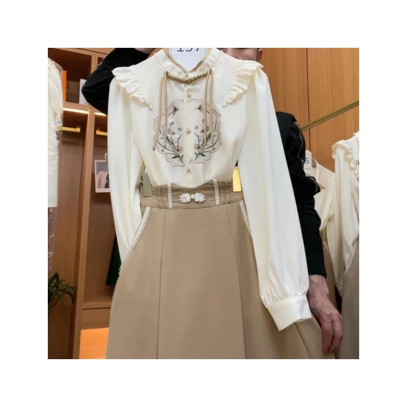 137丁达尔穿搭轻奢气质上衣时尚国风设计师高腰小众减龄套装a裙女