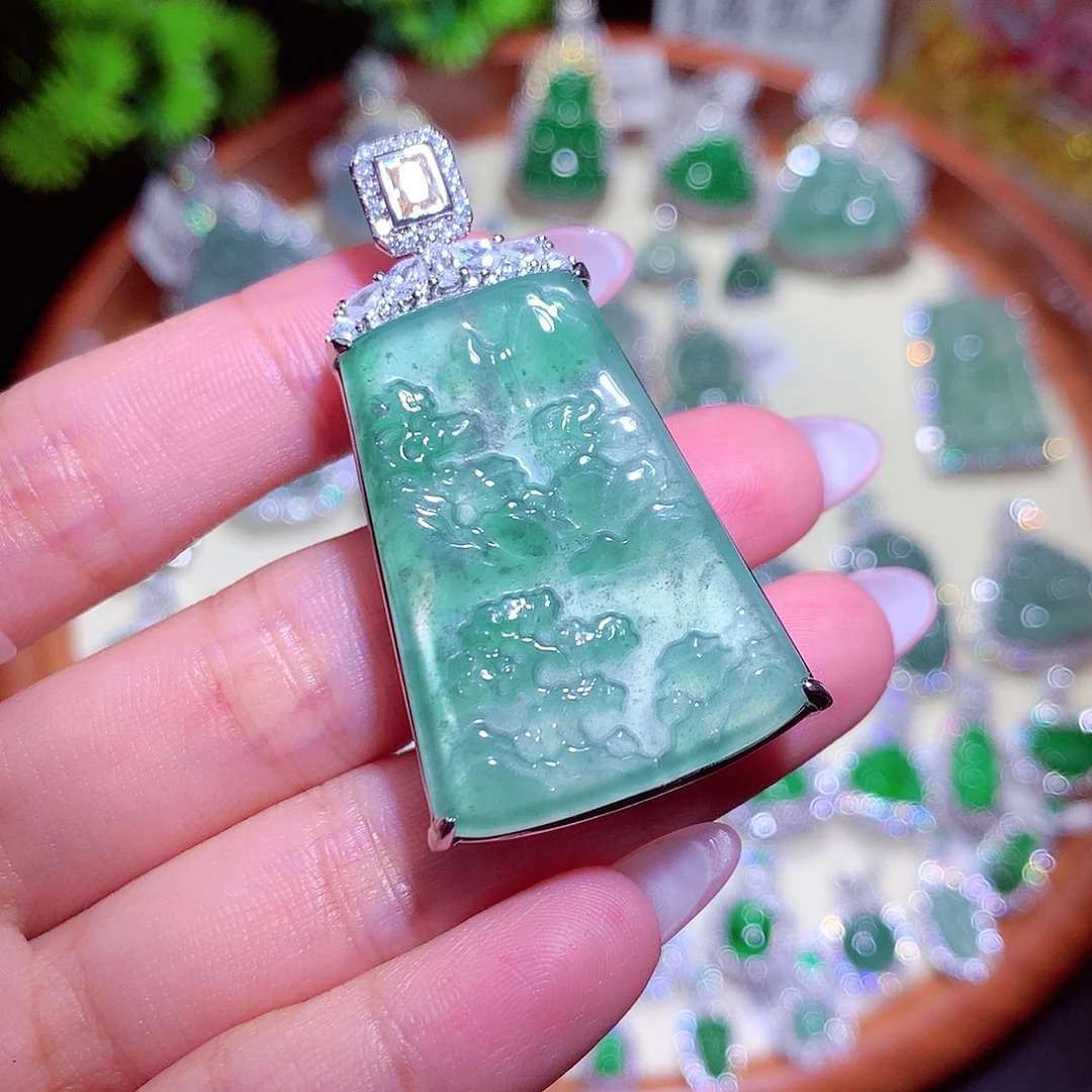 颈饰未镶嵌翡翠翡翠