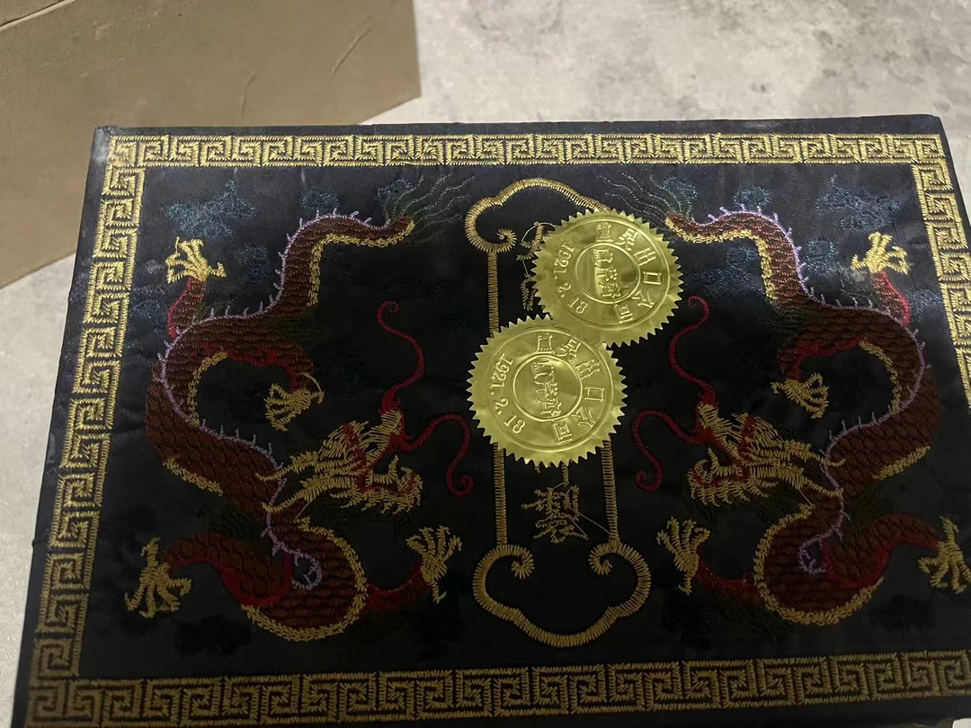 精品摆件二号箱子