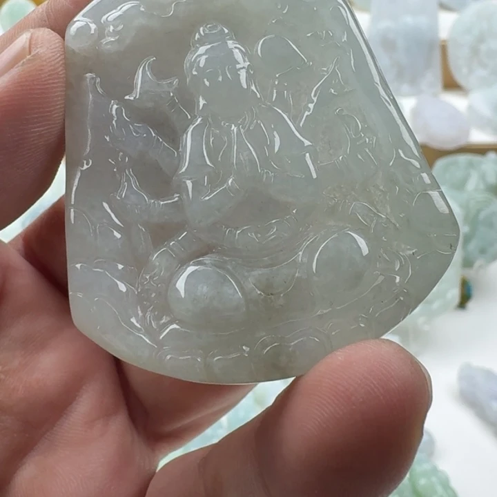 翡翠未镶嵌颈饰天然缅甸A货翡翠