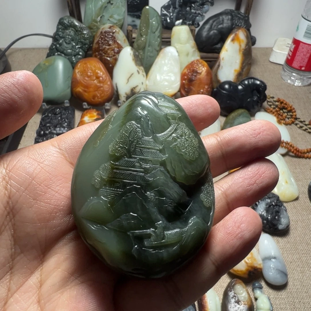 和田玉未镶嵌挂件山水