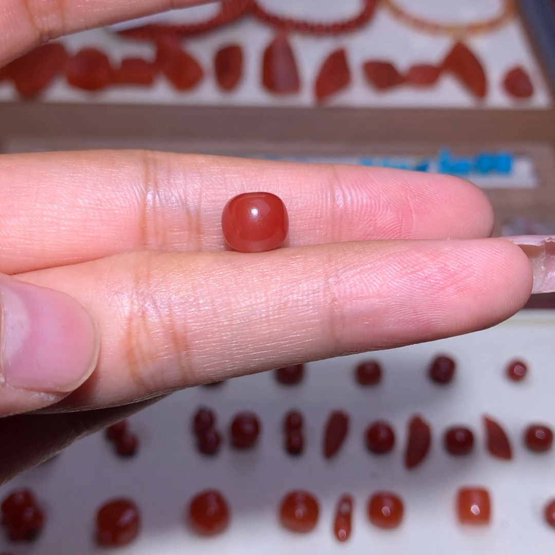 琬***喻未镶嵌玫锦老型过渡不退不换南红玛瑙8.4×7.4