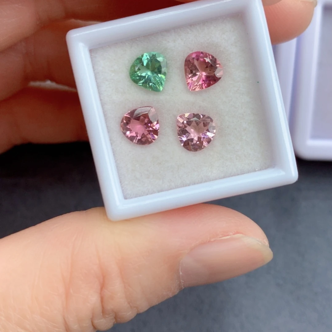 碧玺2.6克拉裸石未镶嵌