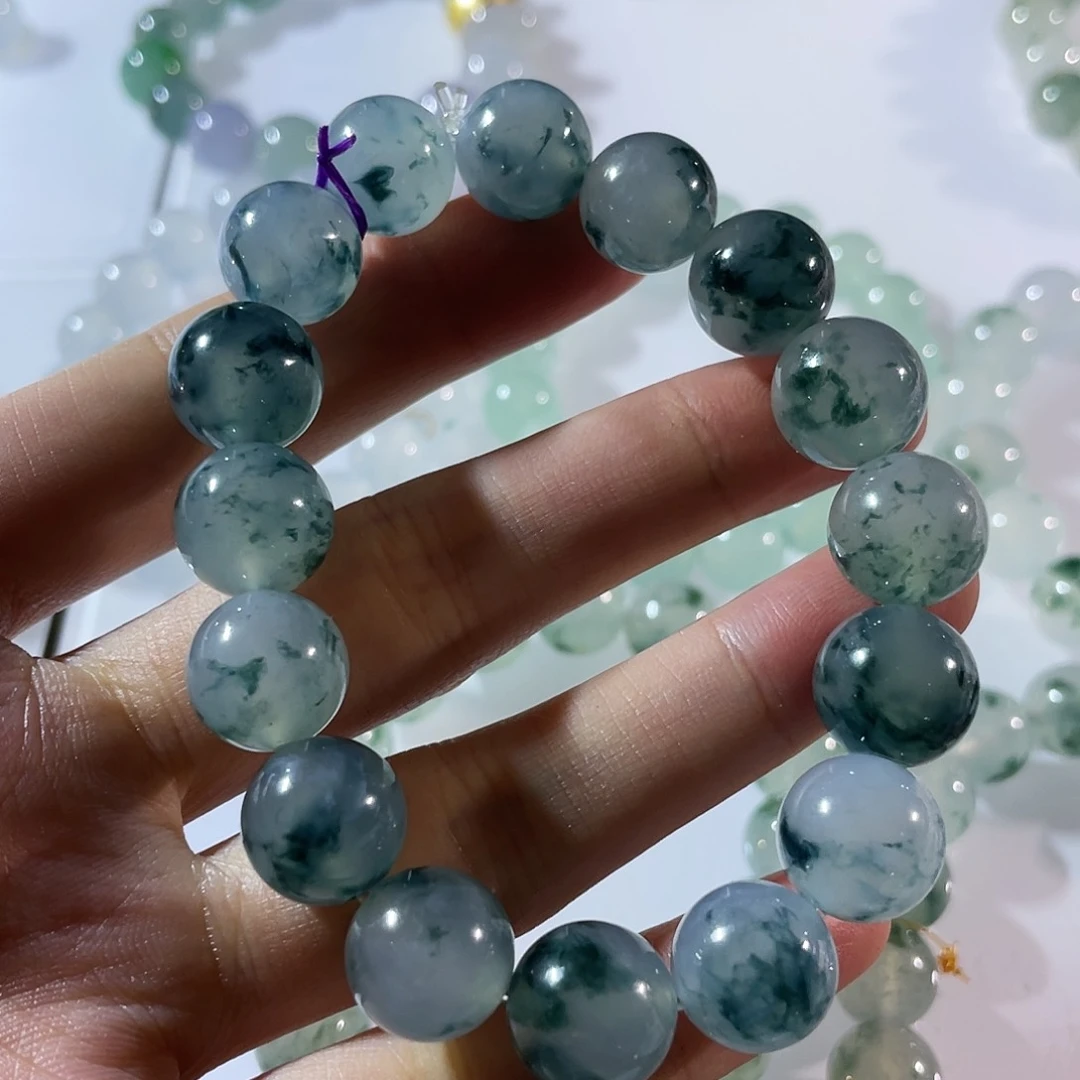 定制翡翠未镶嵌挂件