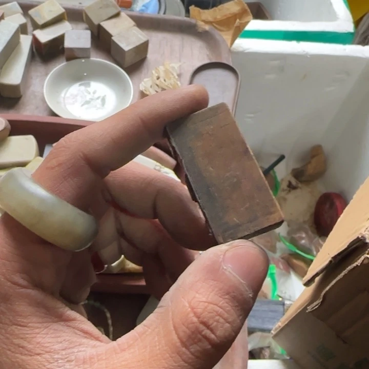 红***了1偏远地区不包邮的