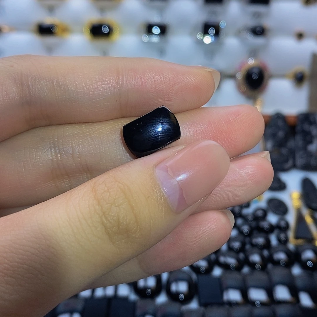 定制翡翠戒指未镶嵌