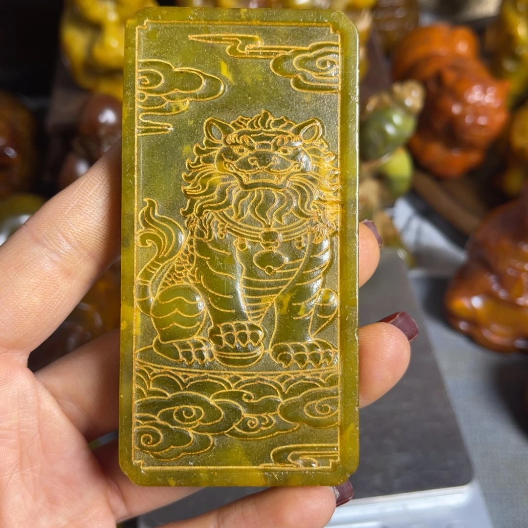 蛇纹石玉合金颈饰